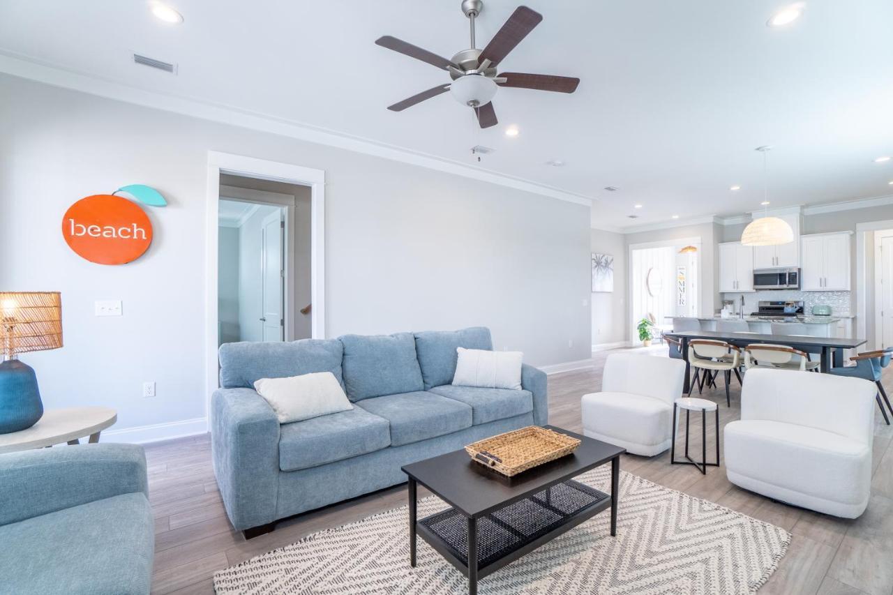 ~spacious Near W/ Game And Community Pool~ * Orange Beach