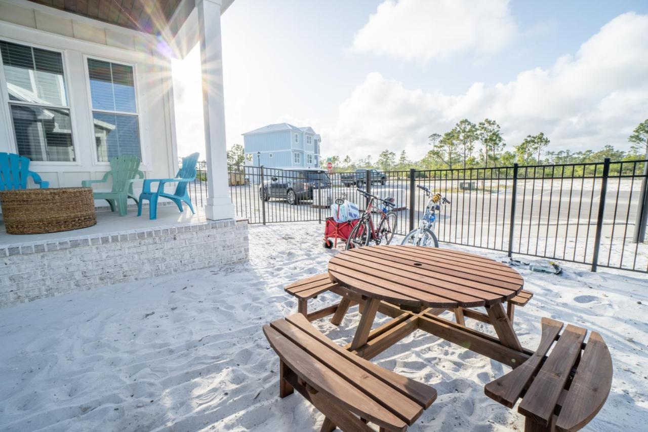 ~spacious Near W/ Game And Community Pool~ Orange Beach