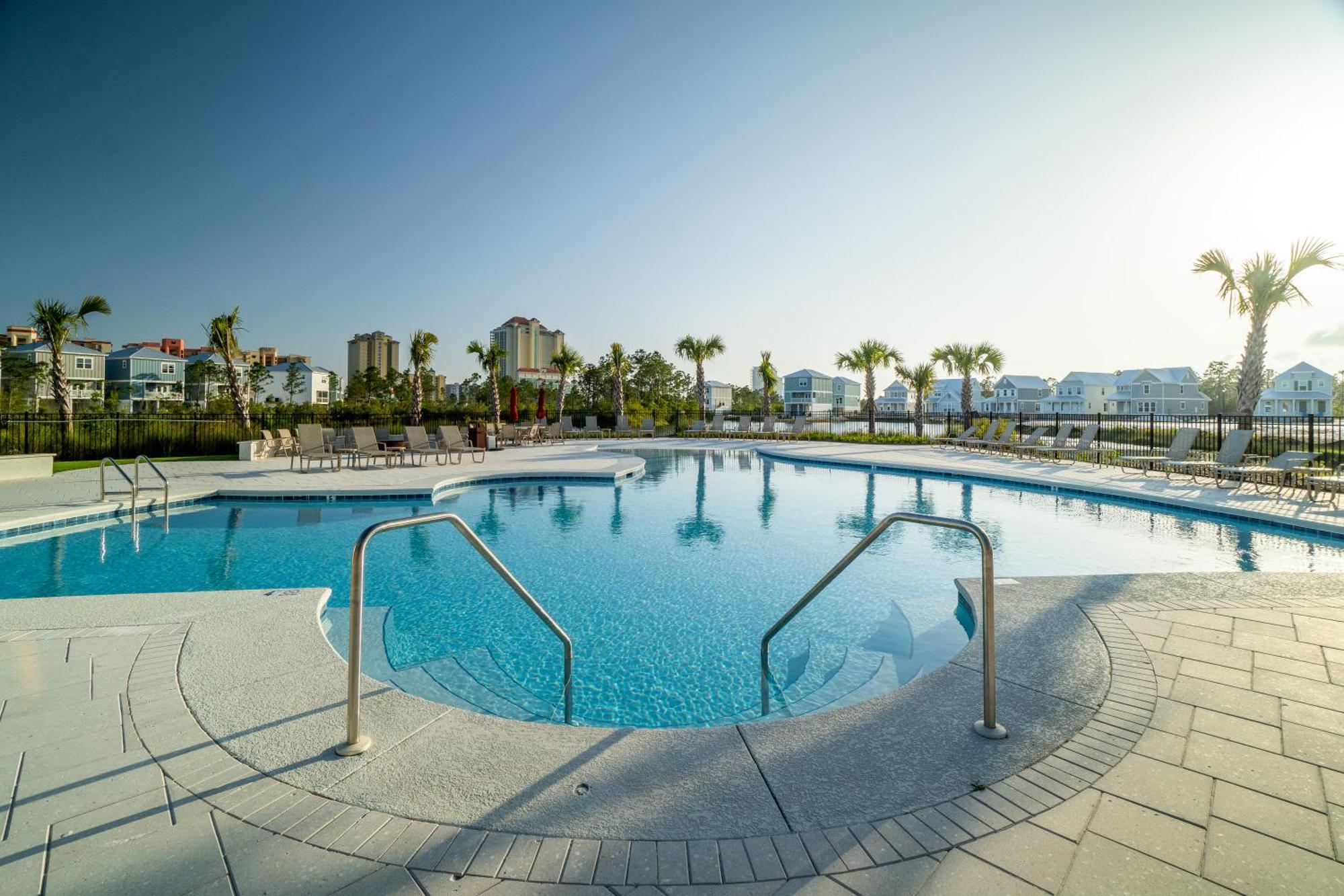 Holiday home ~spacious Near W/ Game And Community Pool~ Orange Beach